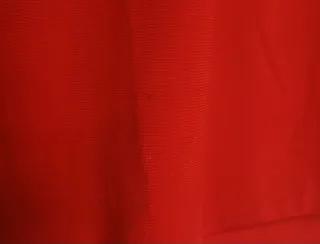 Chaqueta deportiva Adidas roja y negra Talla M