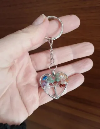 Portachiavi cuore con pietre colorate