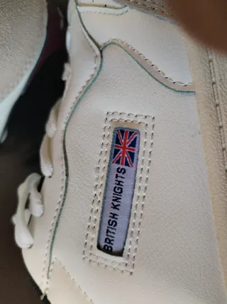 Zapatillas British Knights. 42,5 Verdes y Granates