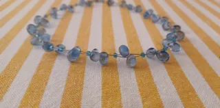 Collana con gocce azzurre e turchesi