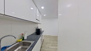 Piso en venta en Pacífico en Madrid