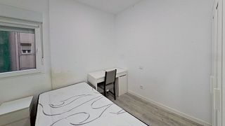 Piso en venta en Pacífico en Madrid