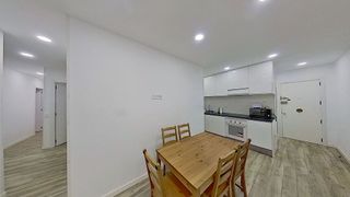 Piso en venta en Pacífico en Madrid