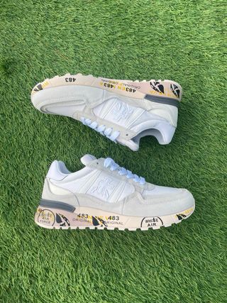 Zapatillas Premiata Beige y Blancas