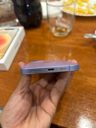 iPhone 12 Morado