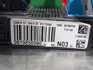 CAJA RELES / FUSIBLES PEUGEOT 2008 YH01 981985008