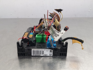 CAJA RELES / FUSIBLES PEUGEOT 2008 YH01 981985008