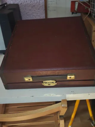 Máquina de escribir Olivetti Studio 44