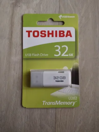 Pendrive Toshiba 32GB USB Flash Drive