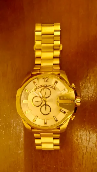 Reloj Diesel Dorado