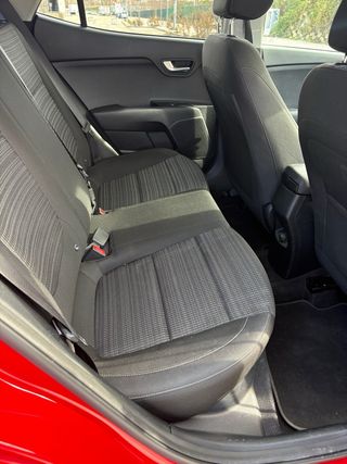 KIA Stonic 1.4 *pocos km*