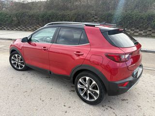 KIA Stonic 1.4 *pocos km*