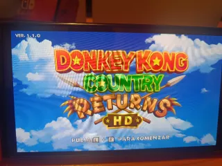 Nintendo Switch OLED blanco y joycon rojos nuevos