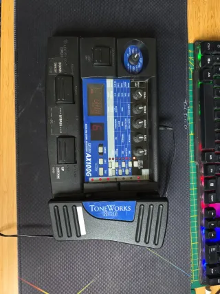 Korg AX100G Pedalera Multiefectos Guitarra