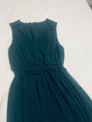 Vestido verde midi plisado