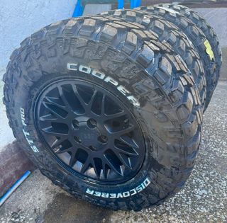 Juego de 4 LLANTAS CON NEUMÁTICOS COOPER STT PRO