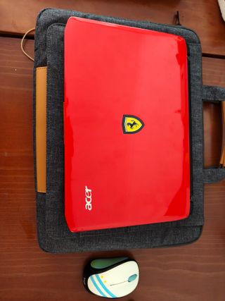 Portátil Acer Ferrari One Edición Coleccionista