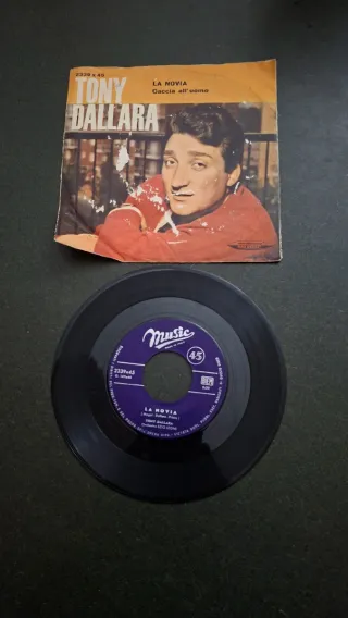 45 giri Tony Dallara La Novia / Caccia all'uomo