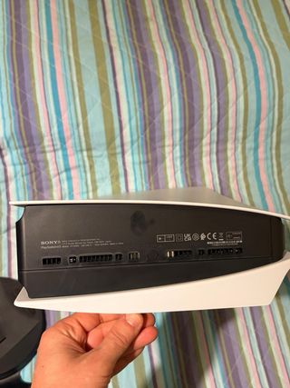 PlayStation 5 con lettore disco (PS5)