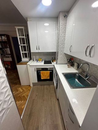 Piso en venta en Adelfas en Madrid