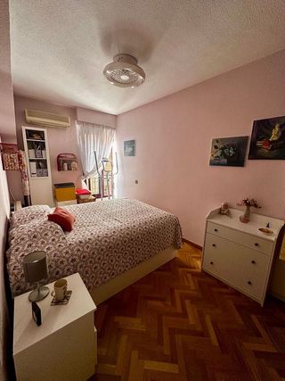 Piso en venta en Adelfas en Madrid