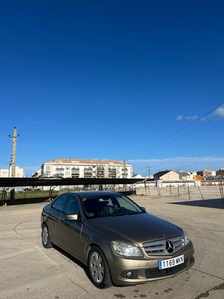 Mercedes-Benz C200 2010
