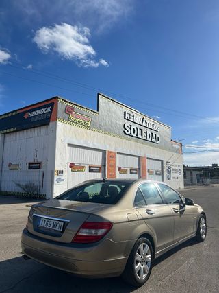 Mercedes-Benz C200 2010