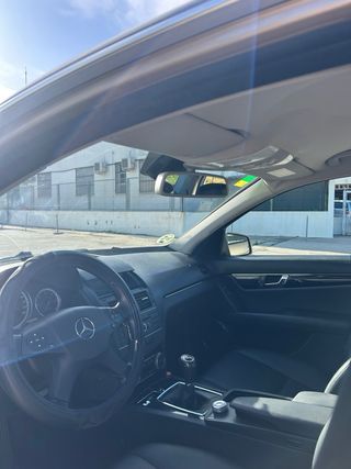 Mercedes-Benz C200 2010