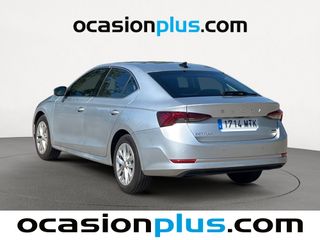 Skoda Octavia 1.0 TSI MHEV Selection DSG 81 kW (110 CV)