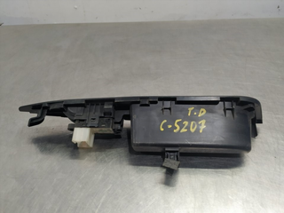 MANDO ELEVALUNAS TRASERO DERECHO NISSAN QASHQAI (