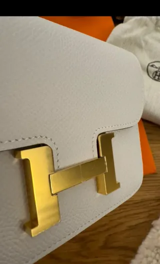Bolso Hermès Blanco con herrajes dorados