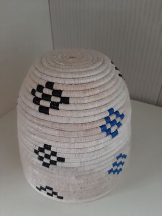 Macetero base maceta de mimbre planta interior