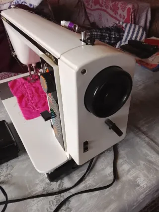 Máquina de coser Sigma 2000 SL Prestige