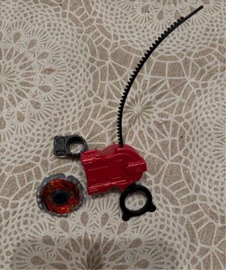 Pack 5 Beyblades con lanzador