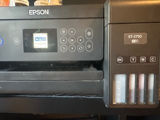 Impresora Epson ET-2750 WiFi Averiada