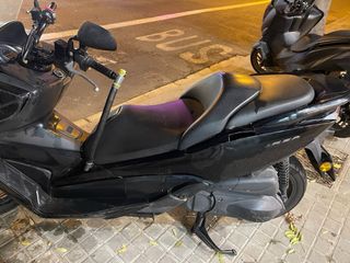 Honda Forza 300 Maxi Scooter año 2013