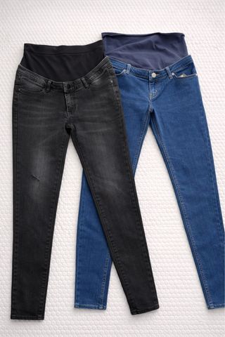 Pantaloncini premaman comodi (2 unità)