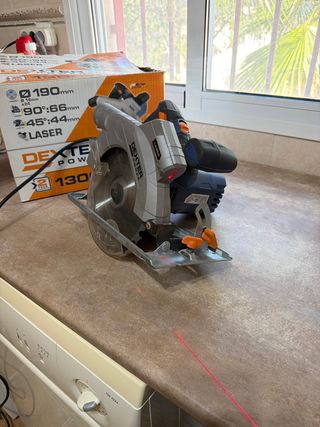 Sierra Circular Dexter 1300W Láser