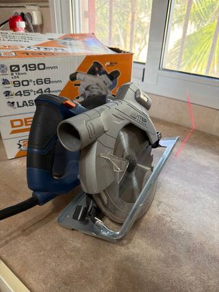 Sierra Circular Dexter 1300W Láser