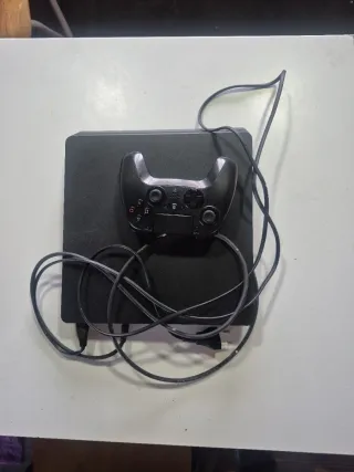 Consola Sony PS4 Negra + Mando