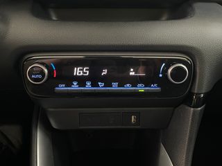 Toyota Yaris Active Tech 1.5 120H HEV Espectacular