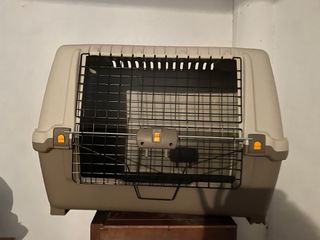 Transportín para mascotas beige y marrón