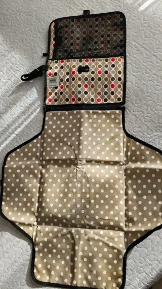 Cambiador portátil Skip Hop