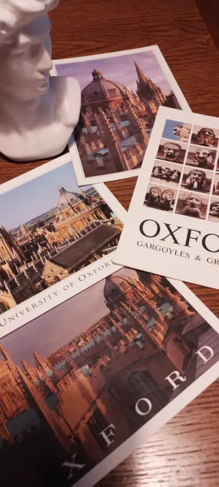 4 Postales Universidad Oxford