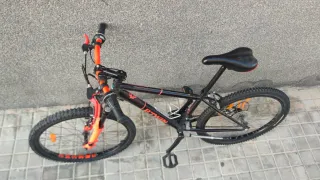 Bicicleta Rockrider 500 Negra/Naranja