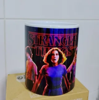 Taza Stranger Things