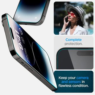 Protettore Schermo Spigen Glas.tR EZ Fit per iPhone 14 Pro