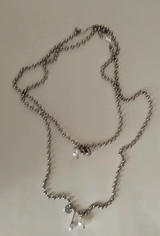 Collar doble estilo Uno de 50.