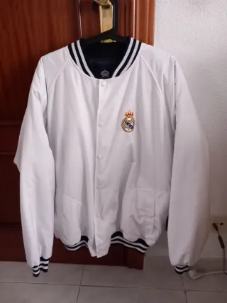 Chaqueta bomber universitaria Real Madrid retro