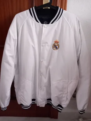 Chaqueta bomber universitaria Real Madrid retro